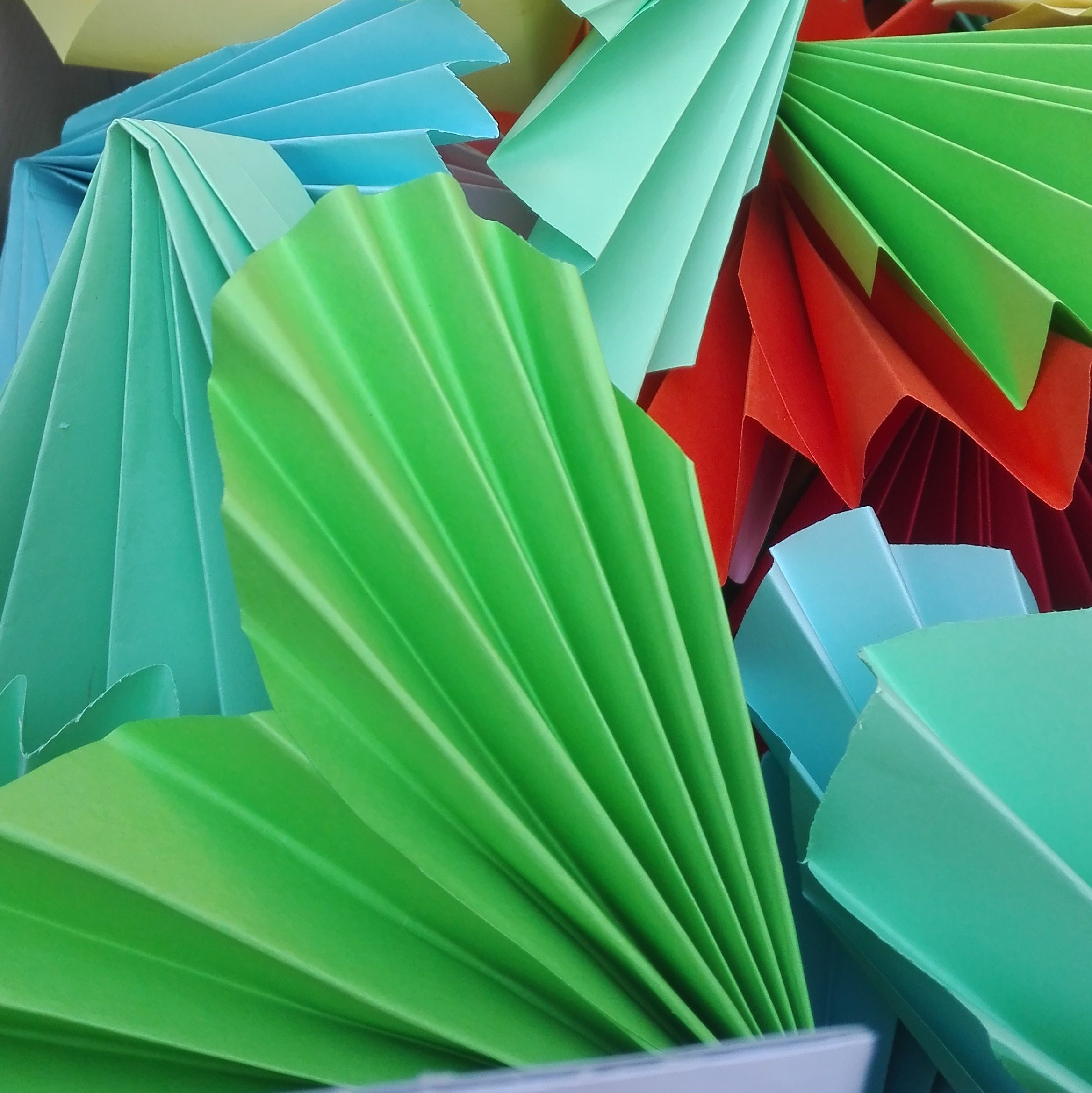 Més informació sobre l'article Repte 1000 origamis a l’Hort