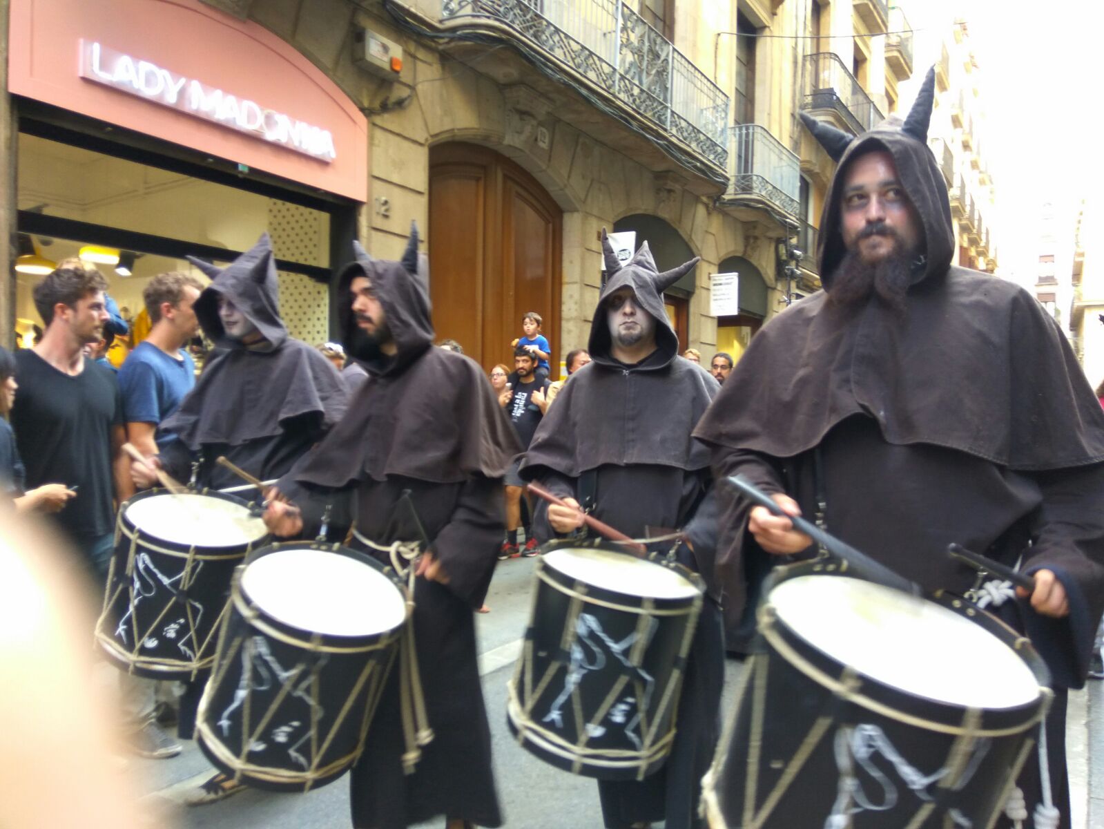 Més informació sobre l'article Espacio Jóvenes ha disfrutado de las fiestas de la Mercè!